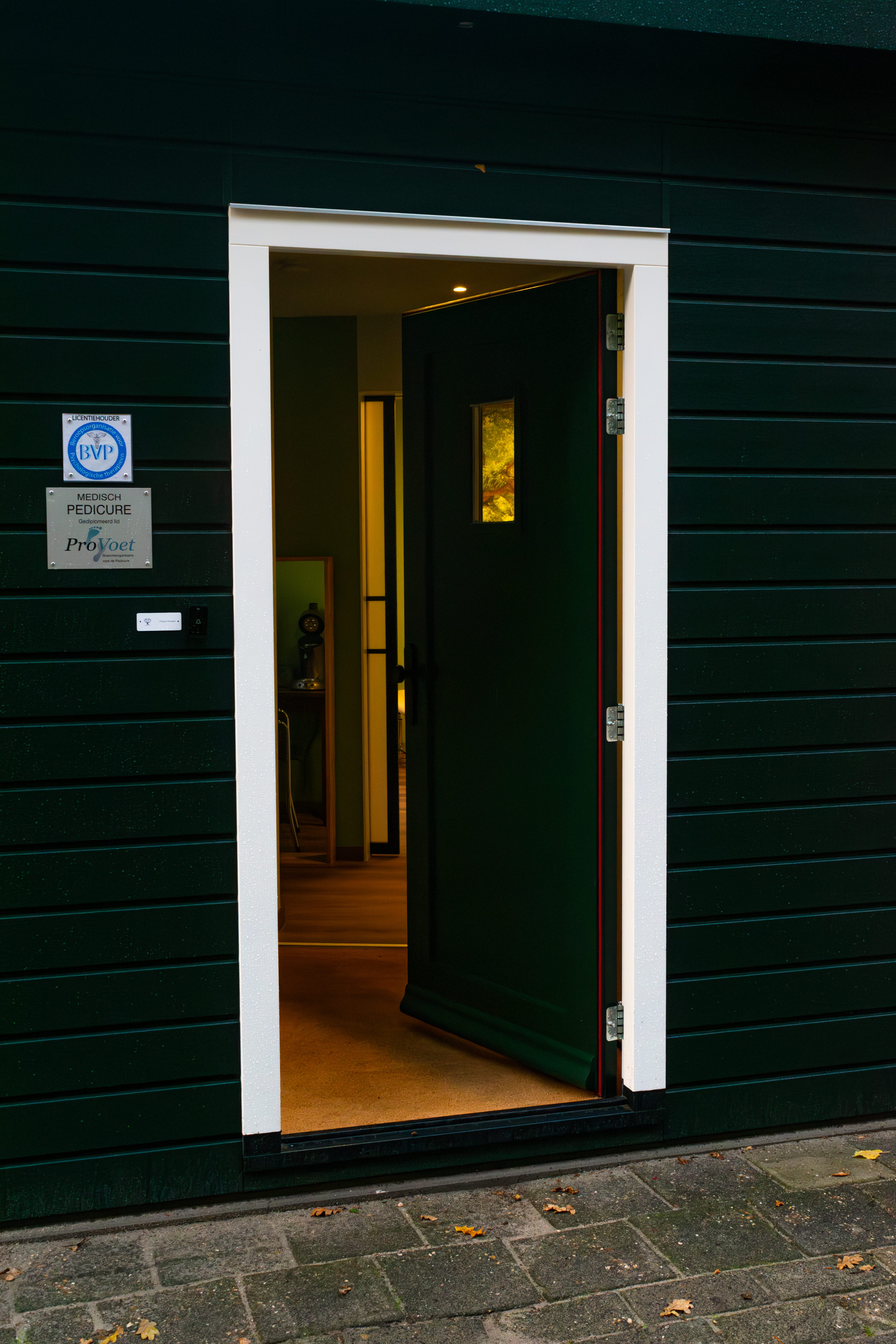 De groene deur van Podos Prevent